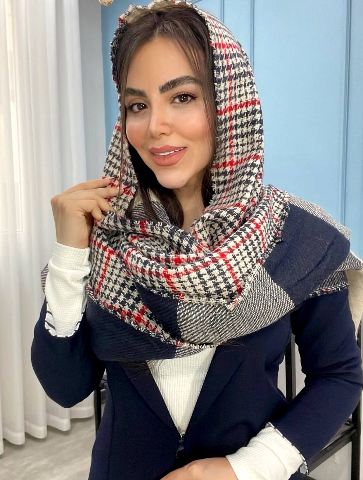 شال پاییزه لاولا